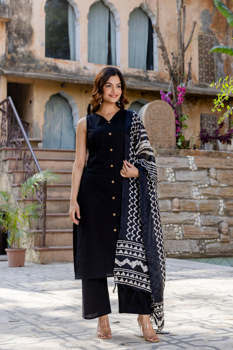 EthniFlair Kurta with Pyjamas & Dupatta