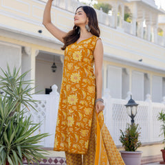 EthniFlair Women Cotton Lace Motifs Sleeveless Straight Kurta Pant Dupatta Set