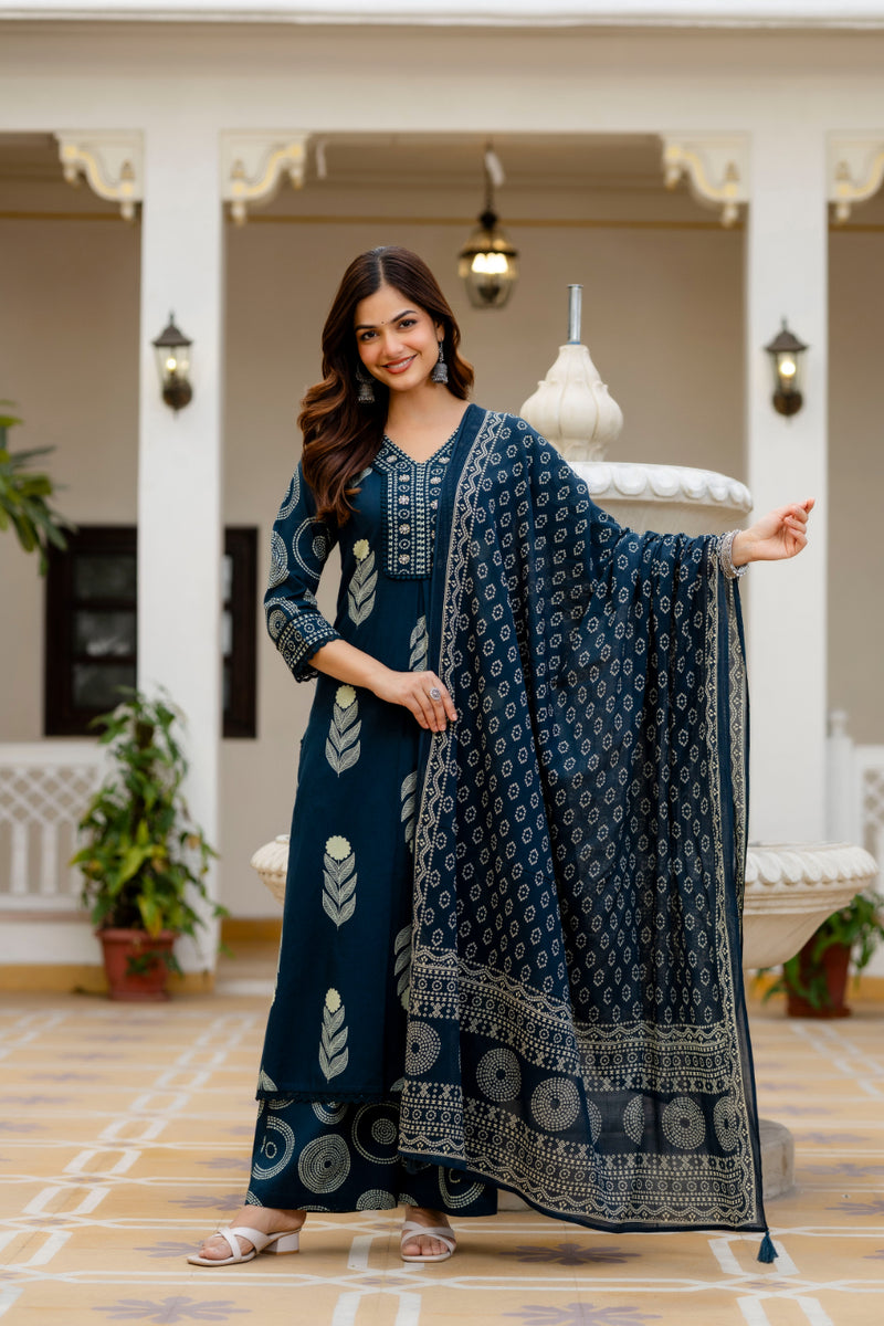 Cotton Aari work Kurta with Palazzo & Dupatta