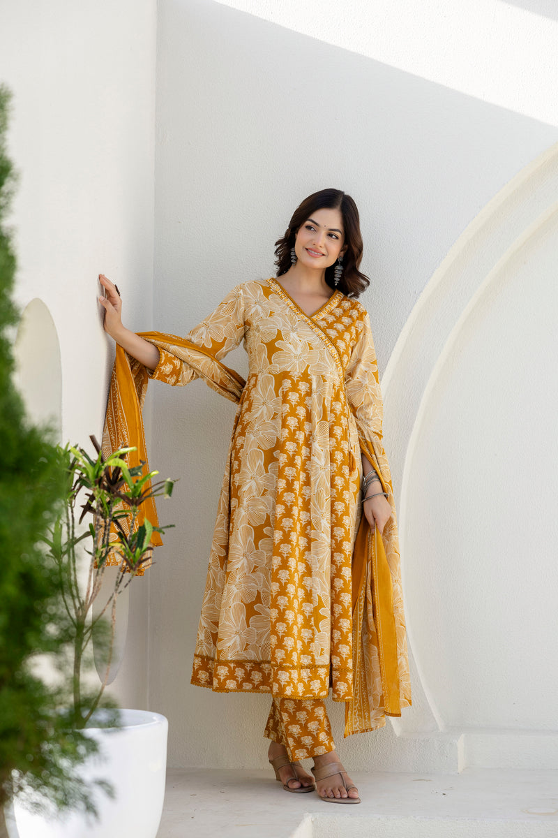 EthniFlair Floral Printed Kurta with Trousers & Dupatta