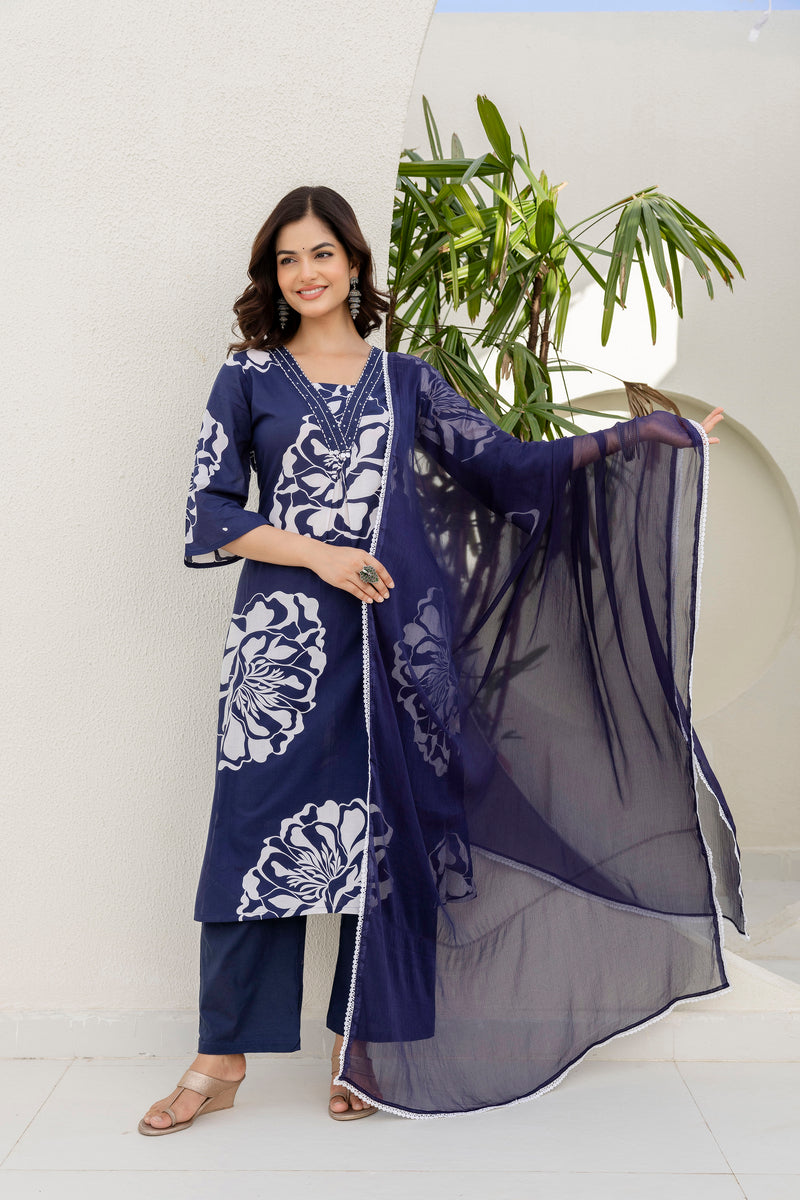 EthniFlair Floral Printed Kurta with Trousers & Dupatta
