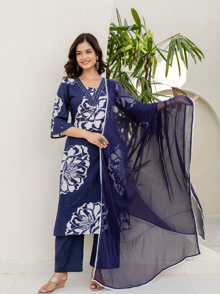 EthniFlair Floral Printed Kurta with Trousers & Dupatta