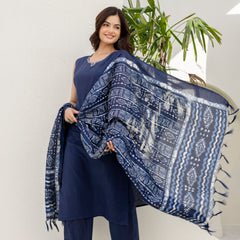 EthniFlair Solid Kurta with Trousers & Dupatta