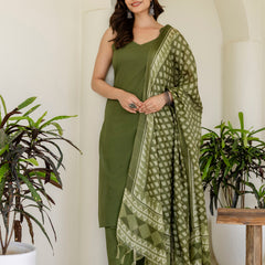 EthniFlair Kurta with Pyjamas & Dupatta