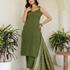 EthniFlair Kurta with Pyjamas & Dupatta