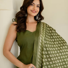 EthniFlair Kurta with Pyjamas & Dupatta