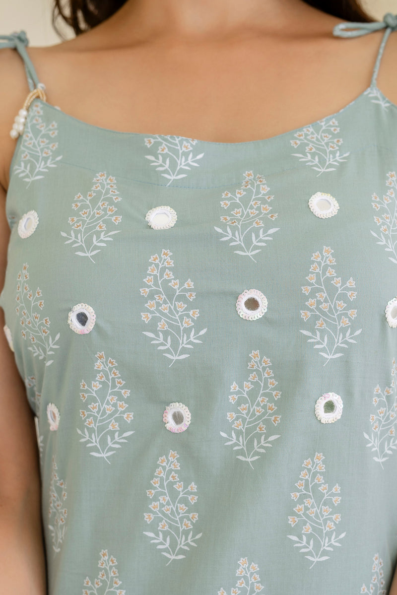 EthniFlair Floral Printed Shoulder Straps Kurta With Trousers & Dupatta