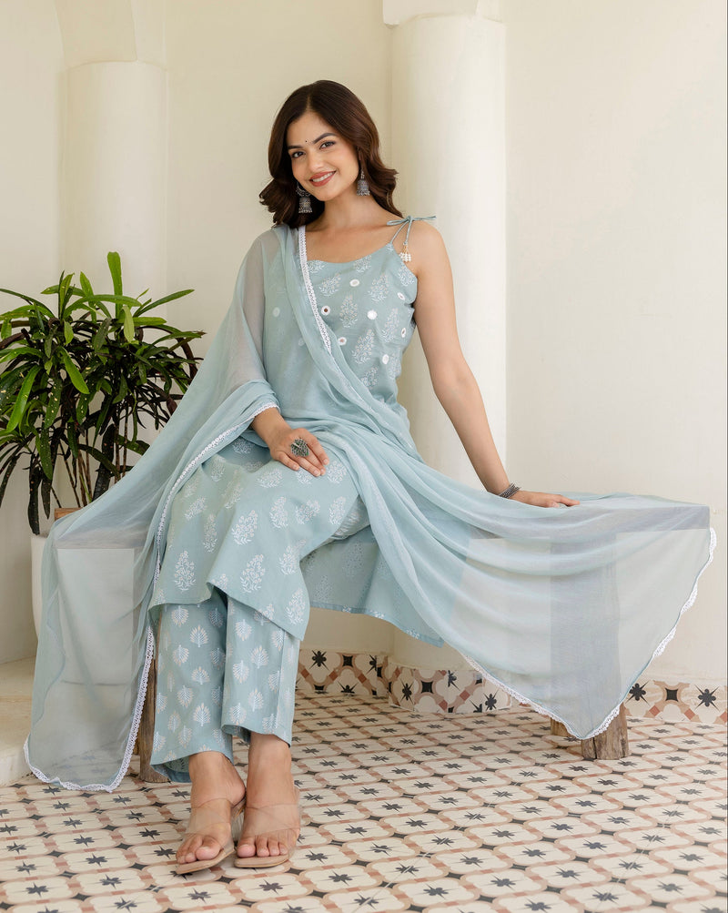 EthniFlair Floral Printed Shoulder Straps Kurta With Trousers & Dupatta