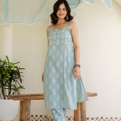 EthniFlair Floral Printed Shoulder Straps Kurta With Trousers & Dupatta