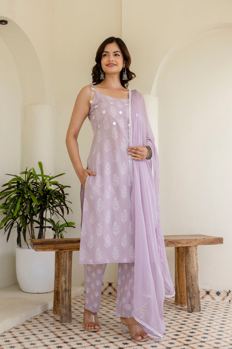 EthniFlair Floral Printed Shoulder Straps Kurta With Trousers & Dupatta