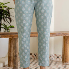 EthniFlair Floral Printed Shoulder Straps Kurta With Trousers & Dupatta