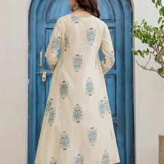 EthniFlair Floral Printed V-Neck A-Line Kurta With Trousers & Dupatta