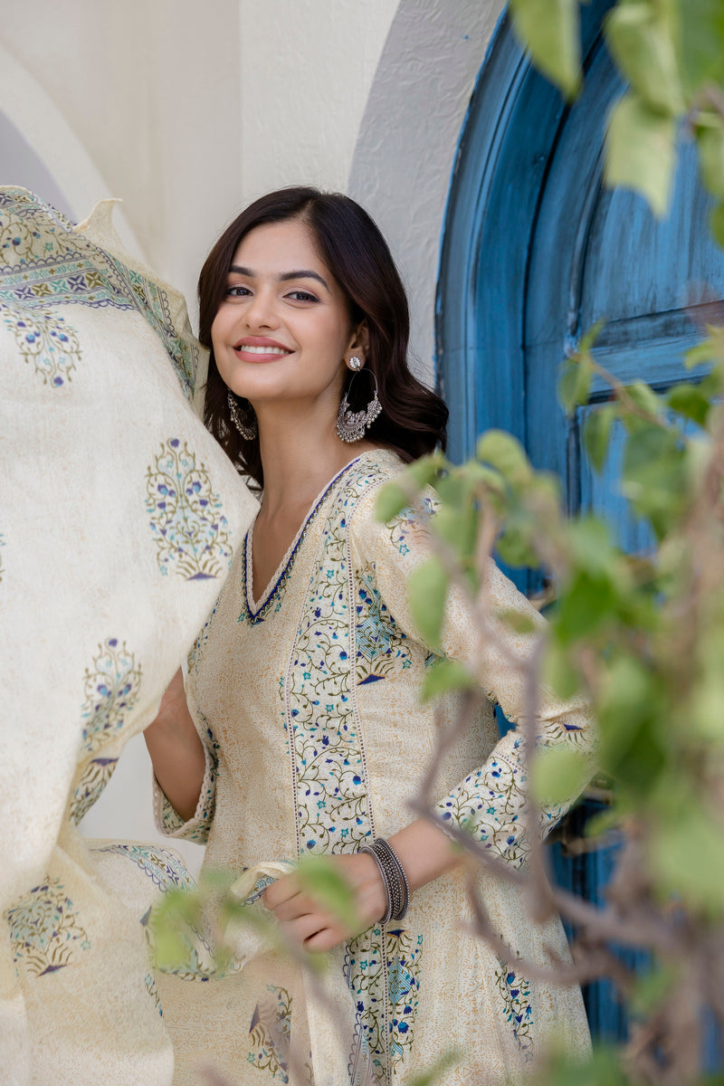 EthniFlair Floral Printed V-Neck A-Line Kurta With Trousers & Dupatta