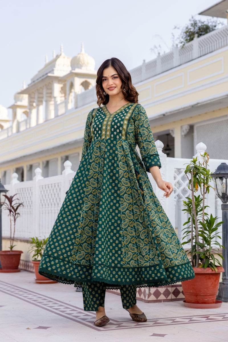Women Floral Printed Panelled Embroidered Pure Cotton Kurta with Trousers & Dupatta