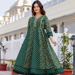 Women Floral Printed Panelled Embroidered Pure Cotton Kurta with Trousers & Dupatta