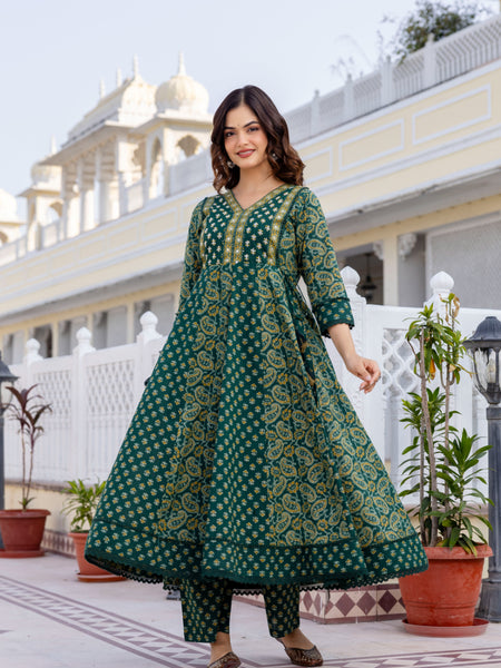 Women Floral Printed Panelled Embroidered Pure Cotton Kurta with Trousers & Dupatta