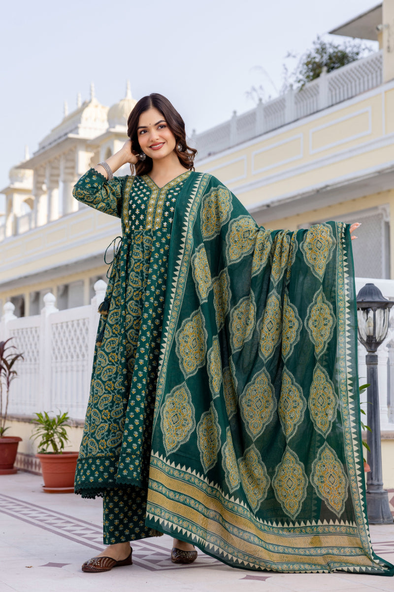 Women Floral Printed Panelled Embroidered Pure Cotton Kurta with Trousers & Dupatta