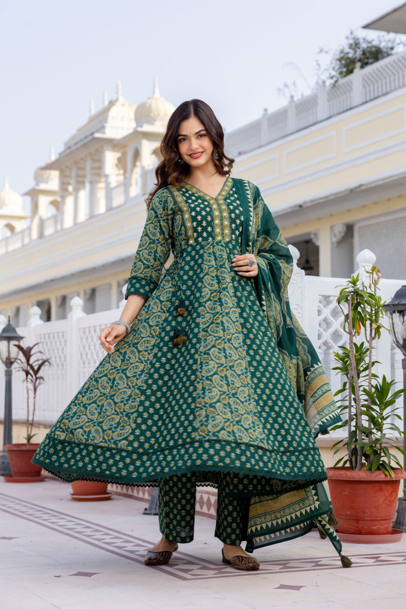 Women Floral Printed Panelled Embroidered Pure Cotton Kurta with Trousers & Dupatta