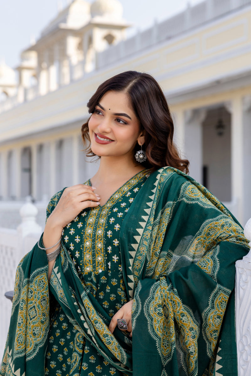 Women Floral Printed Panelled Embroidered Pure Cotton Kurta with Trousers & Dupatta