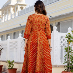 Women Floral Printed Panelled Pure Cotton Kurta with Trousers & Dupatta