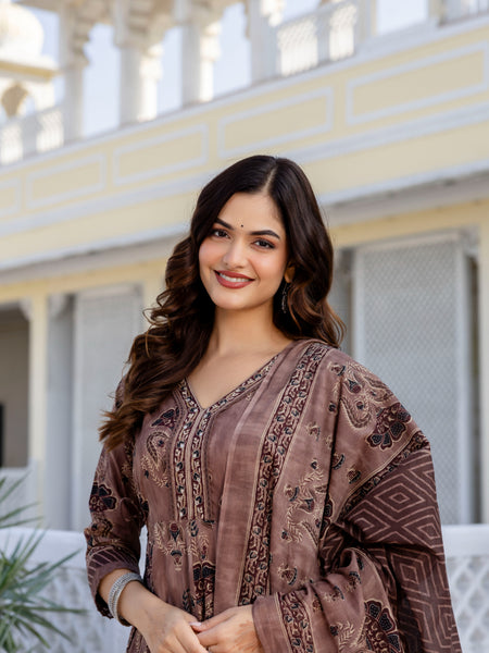 EthniFlair Women Ethnic Motifs Printed Regular Mirror Work Pure Cotton Kurta with Trousers & With Dupatta