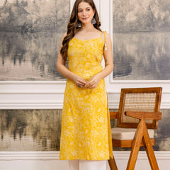 EthniFlair Floral Printed Shoulder Straps Straight Kurta