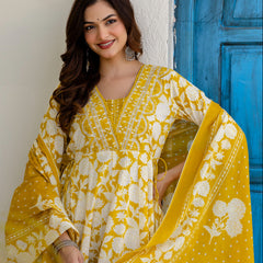 EthniFlair Women Ethnic Motifs Printed Panelled Thread Work Pure Cotton Kurta with Trousers & With Dupatta