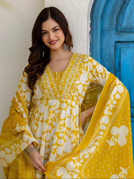 EthniFlair Women Ethnic Motifs Printed Panelled Thread Work Pure Cotton Kurta with Trousers & With Dupatta