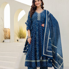 EthniFlair Women Floral Printed Panelled Sequinned Pure Cotton Kurta with Trousers & With Dupatta