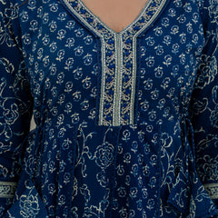 EthniFlair Women Floral Printed Panelled Sequinned Pure Cotton Kurta with Trousers & With Dupatta