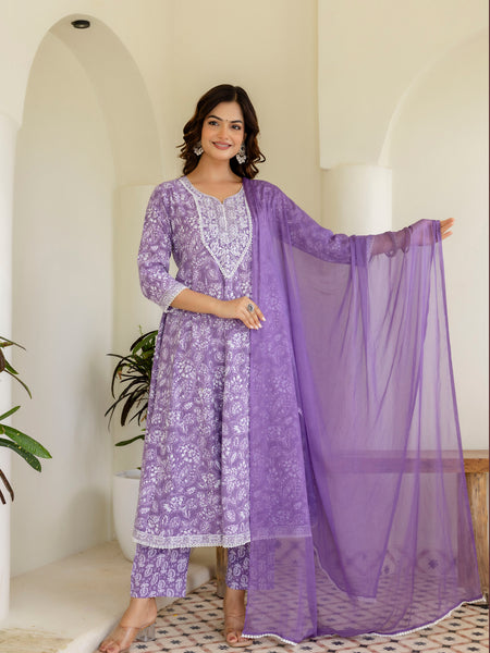 EthniFlair Floral Printed Empire Aari Work Kurta with Pyjamas & Dupatta