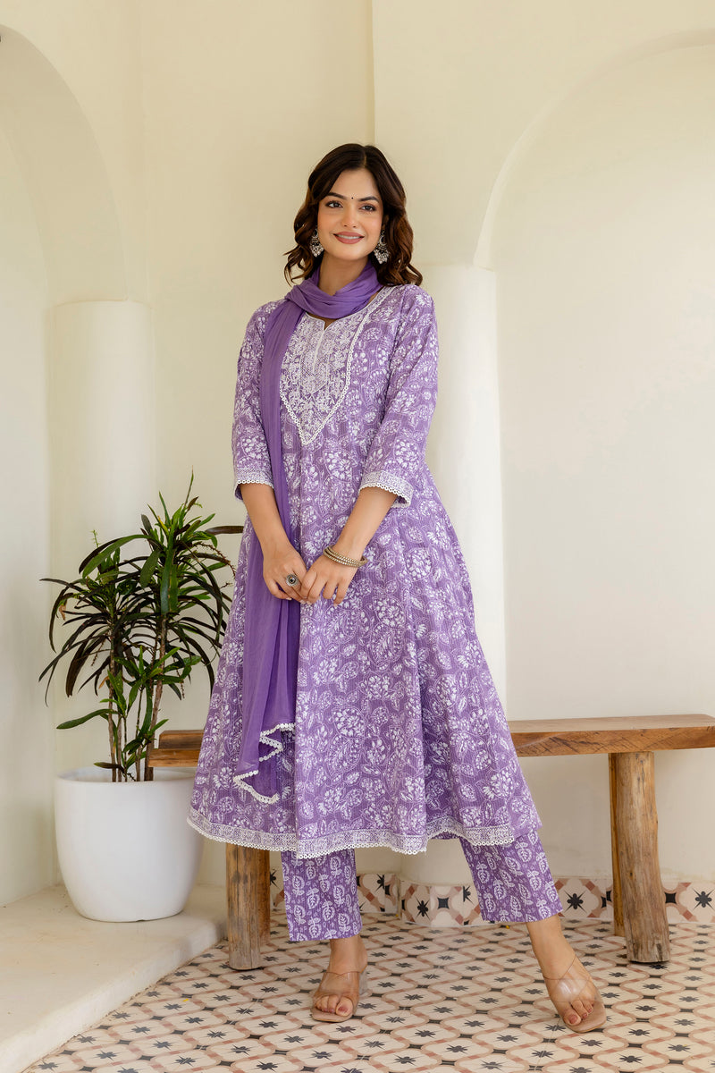 EthniFlair Floral Printed Empire Aari Work Kurta with Pyjamas & Dupatta