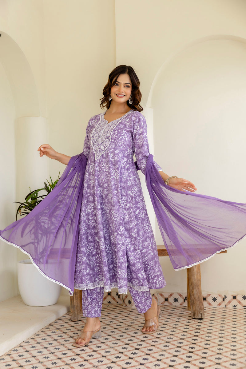 EthniFlair Floral Printed Empire Aari Work Kurta with Pyjamas & Dupatta