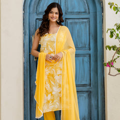 EthniFlair Floral Printed Sleeveless Straight Kurta With Trousers & Dupatta