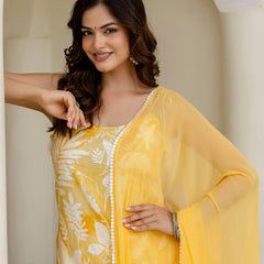 EthniFlair Floral Printed Sleeveless Straight Kurta With Trousers & Dupatta