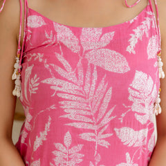 EthniFlair Floral Printed Sleeveless Straight Kurta With Trousers & Dupatta