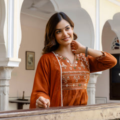 EthniFlair Ethnic Motifs Embroidered Pleated Aari Work Kurta Set