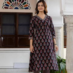 EthniFlair Floral Printed V-Neck A-Line Kurta With Trousers & Dupatta