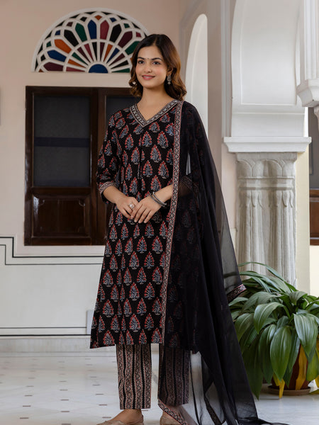 EthniFlair Floral Printed V-Neck A-Line Kurta With Trousers & Dupatta