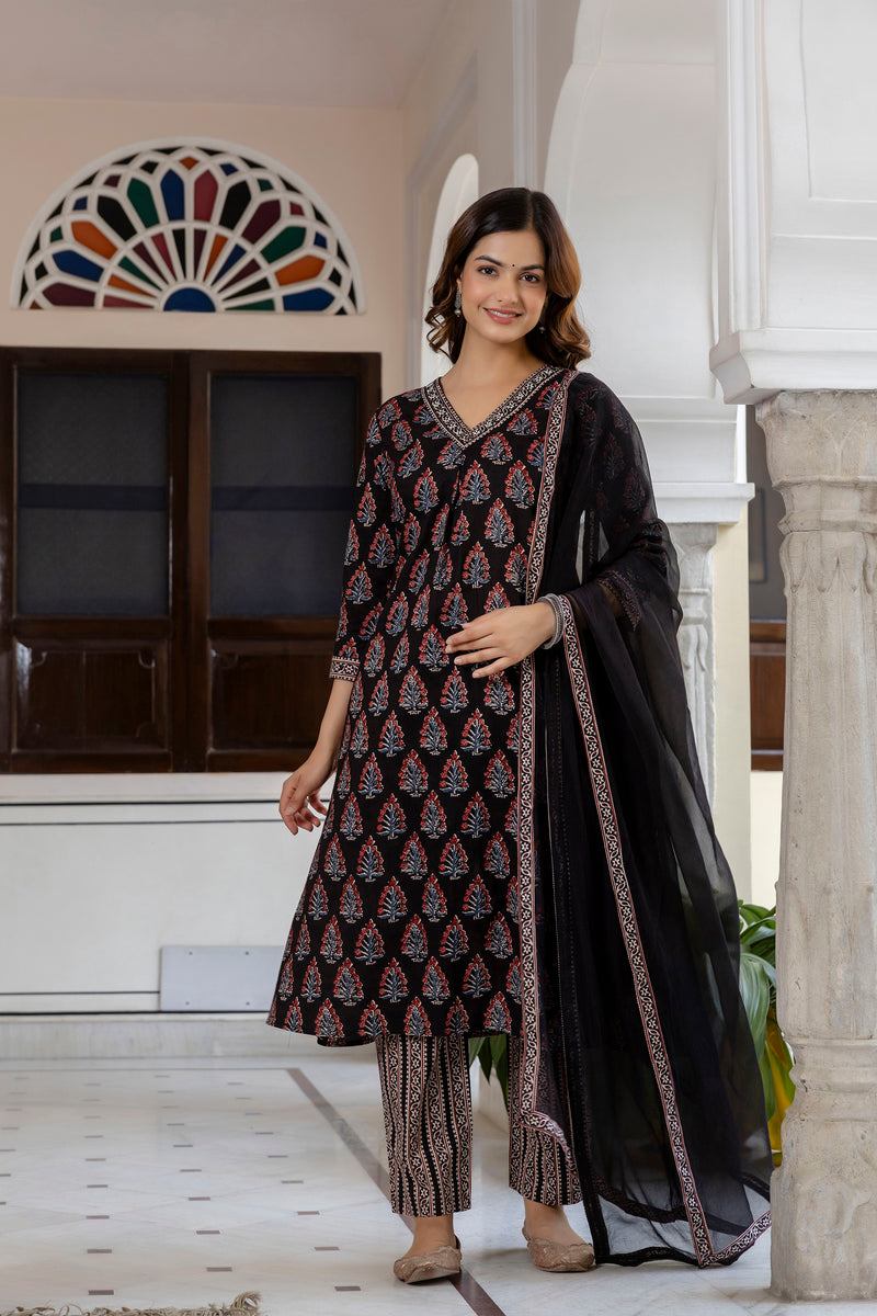 EthniFlair Floral Printed V-Neck A-Line Kurta With Trousers & Dupatta