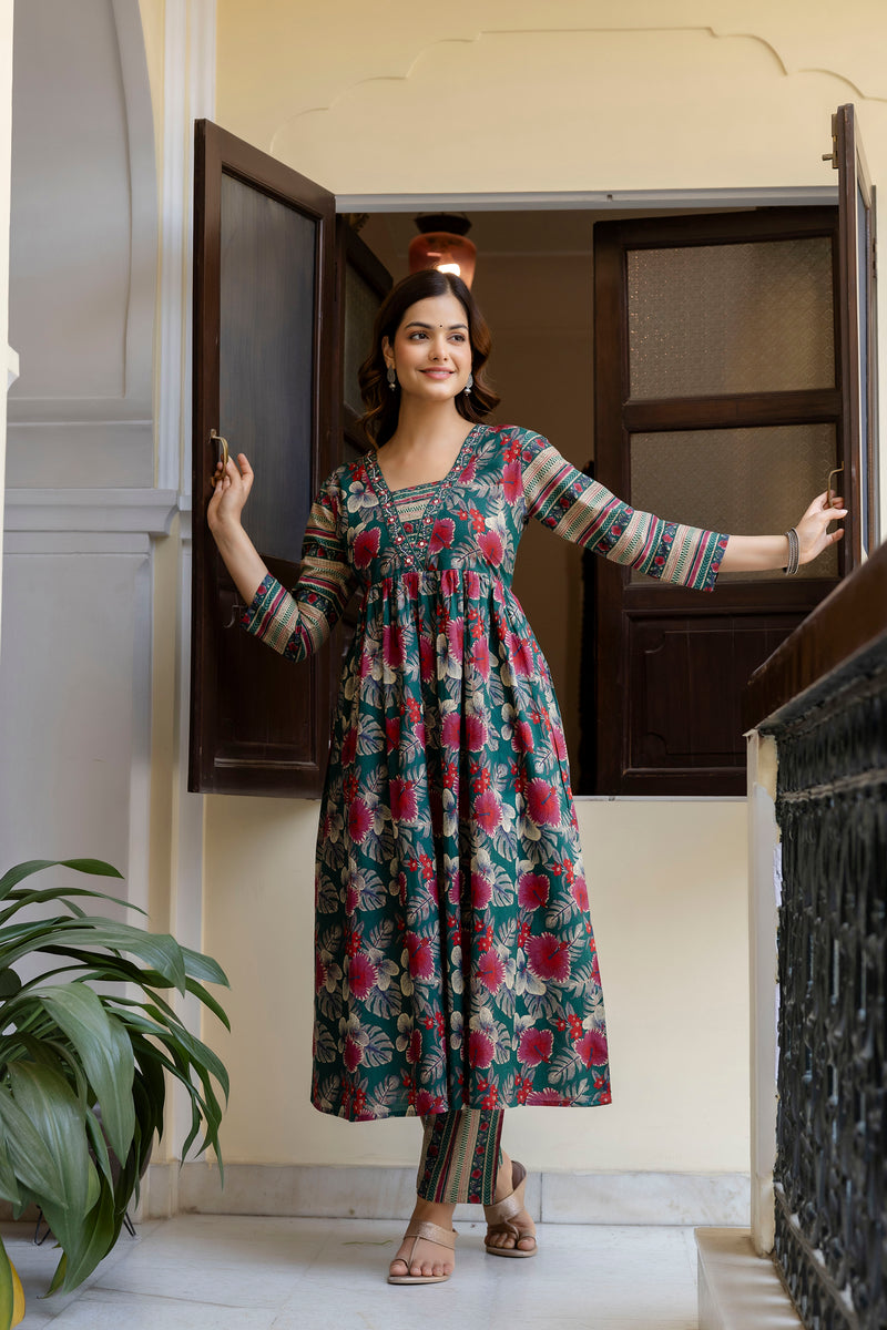 EthniFlair Floral Printed Empire Kurta with Trousers & Dupatta