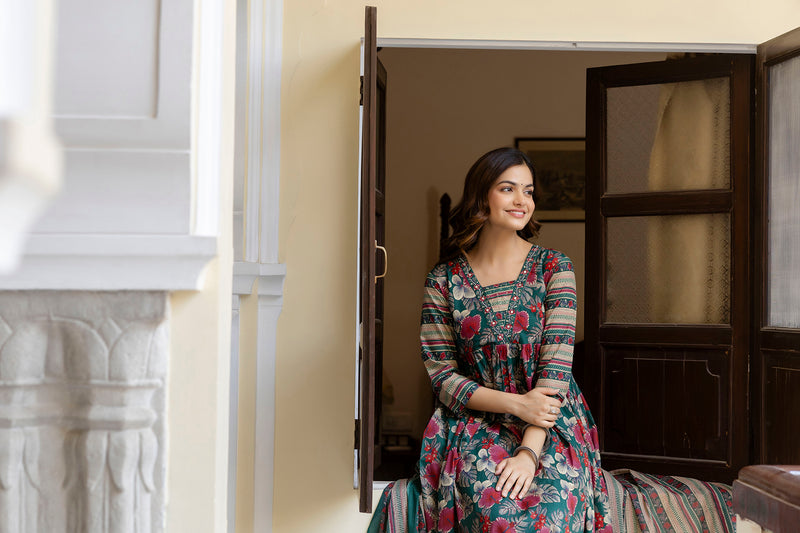EthniFlair Floral Printed Empire Kurta with Trousers & Dupatta