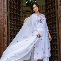 EthniFlair Embroidered Notch Neck Straight Kurta With Trousers & Dupatta