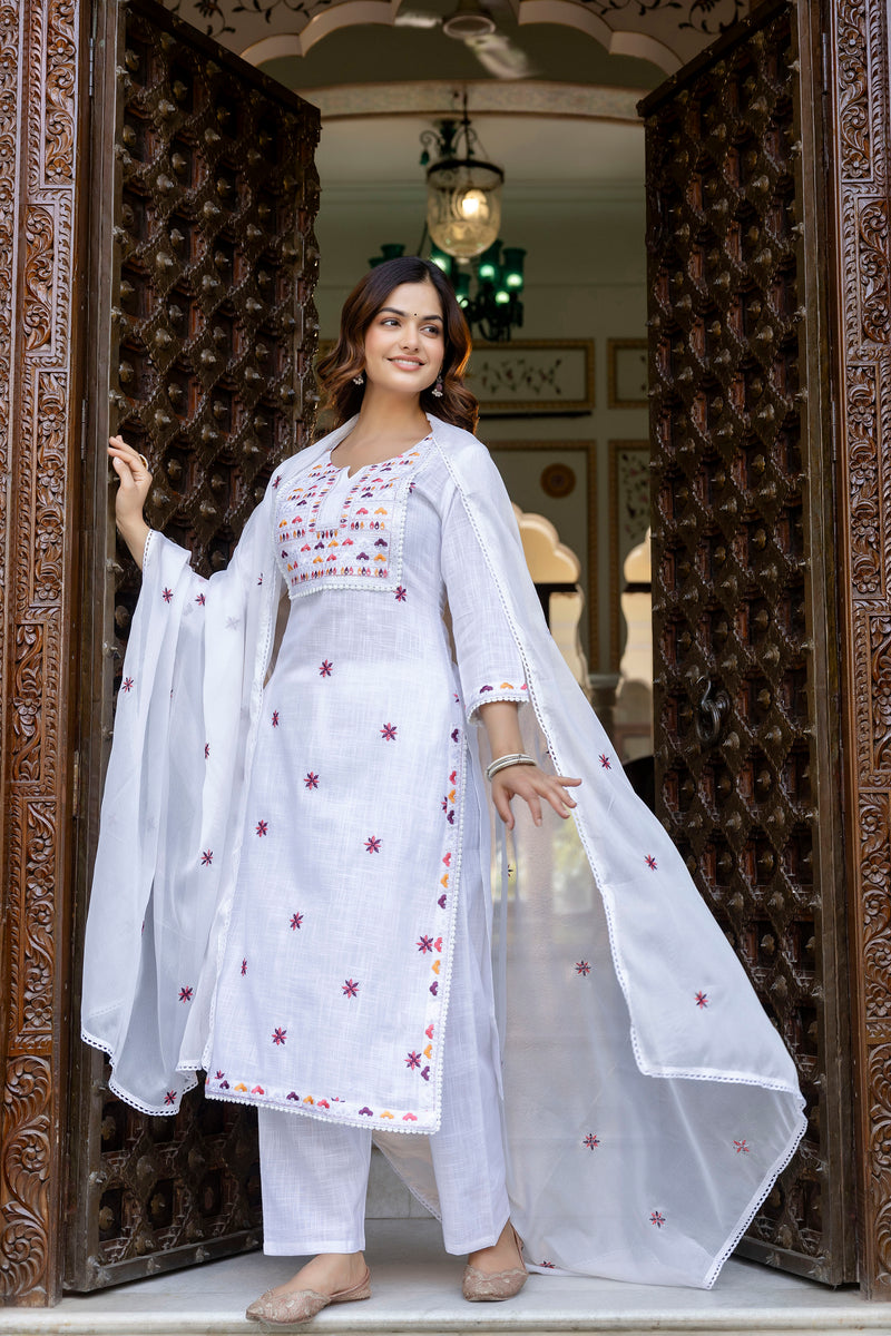 EthniFlair Embroidered Notch Neck Straight Kurta With Trousers & Dupatta