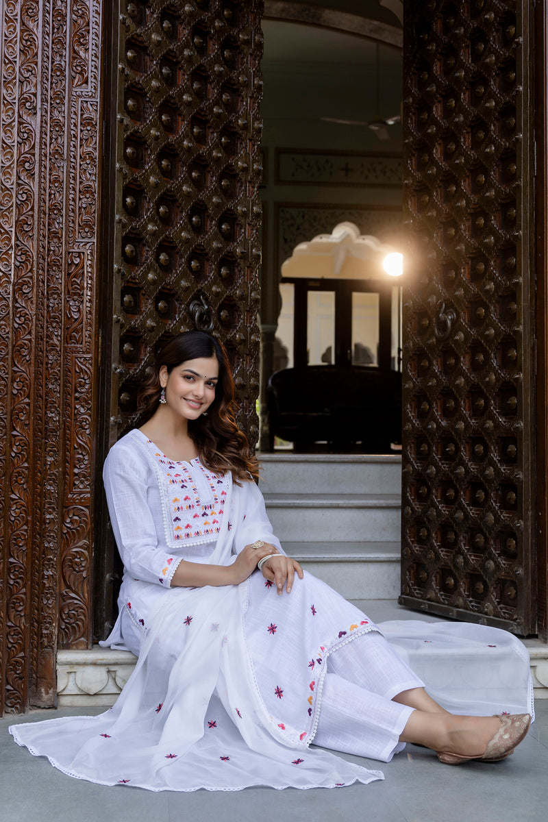 EthniFlair Embroidered Notch Neck Straight Kurta With Trousers & Dupatta