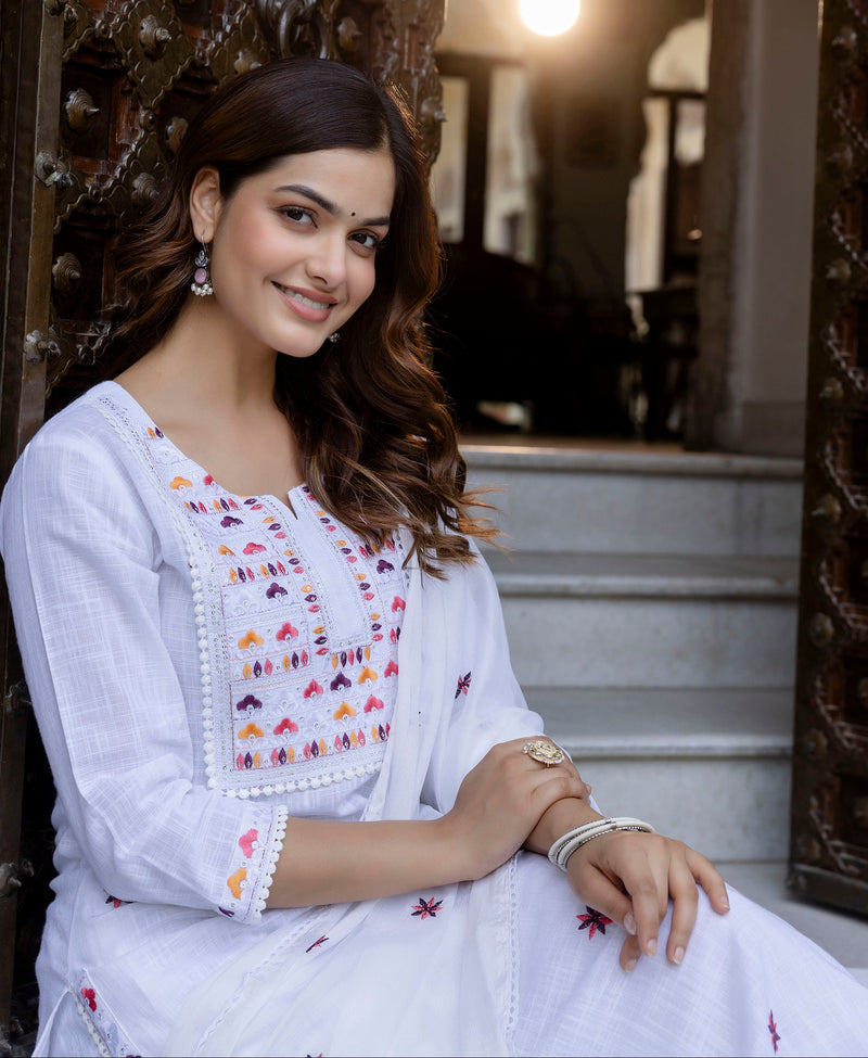 EthniFlair Embroidered Notch Neck Straight Kurta With Trousers & Dupatta