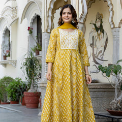 EthniFlair Floral Printed Notch Neck Anarkali Kurta & Trousers With Dupatta
