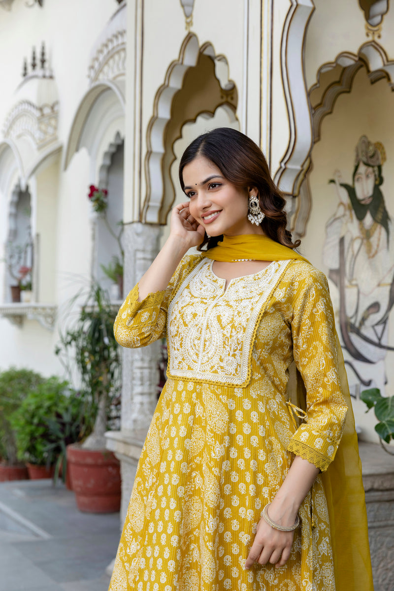 EthniFlair Floral Printed Notch Neck Anarkali Kurta & Trousers With Dupatta