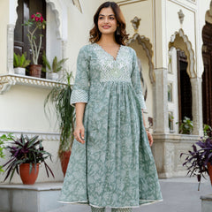 EthniFlair Floral Embroidered Kurta with Pyjama & Dupatta