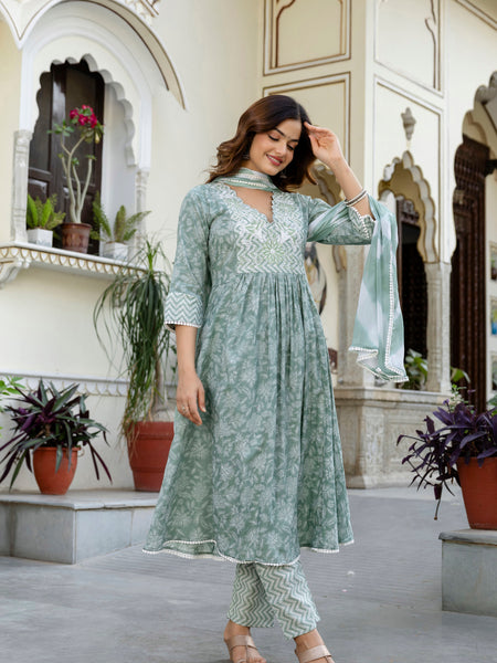 EthniFlair Floral Embroidered Kurta with Pyjama & Dupatta